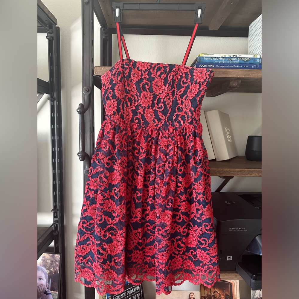 Alice + Olivia Sia lace dress in navy and red. Size 2.